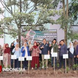 Hari Lingkungan Hidup Sedunia, KOPRI PMII Jatim Gelar Seminar dan Sedekah Pohon