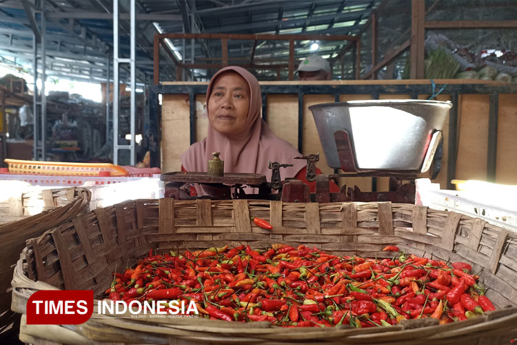 Cabai Rawit Rp32 Ribu, Harga Bahan Pokok di Pasar Banyuwangi Turun Jelang Idul Adha