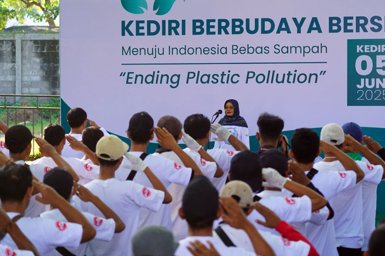 Pemkab Kediri Susun Perbup untuk Ubah Gaya Hidup Minim Plastik