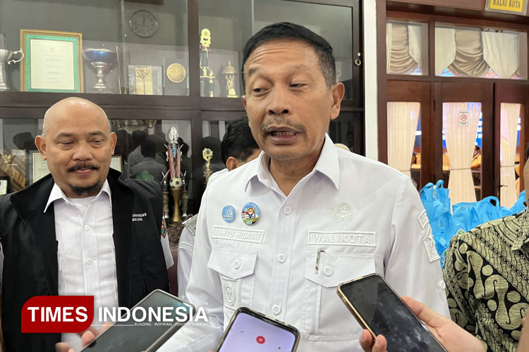 Walik Kota Wahyu Pastikan Perda Atur Parkir Gratis di Toko Modern Kota Malang