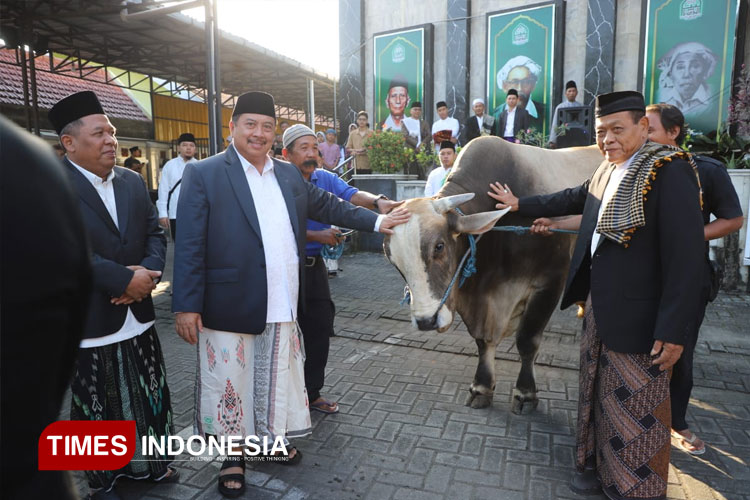 Idul Adha, Bupati Jombang Warsubi Ajak Masyarakat Teladani Keikhlasan Nabi Ibrahim