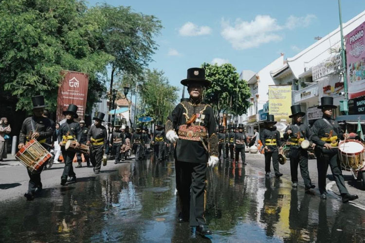 Tri-Saktiyana-a.jpg