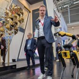 Robot Spot Jadi Sorotan di Transport Logistic 2025, Bukti Transformasi AI di Dunia Kargo