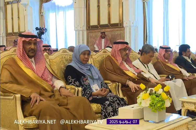 Gubernur Khofifah Hadiri Undangan Putra Mahkota Arab Saudi di Pertemuan Tahunan Haji
