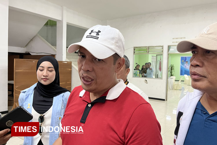 Kadispora Jatim, M Hadi Wawan Guntoro saat ditemui awak media. (Foto: Rizky Kurniawan Pratama/TIMES Indonesia)