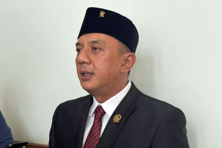 Wakil Ketua DPRD Jatim Deni Wicaksono Minta Pemprov Evaluasi Pengambilan PIN SPMB