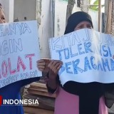 Tuntut Toleransi Beragama, Jemaat Ahmadiyah di Kota Banjar Menangis Histeris