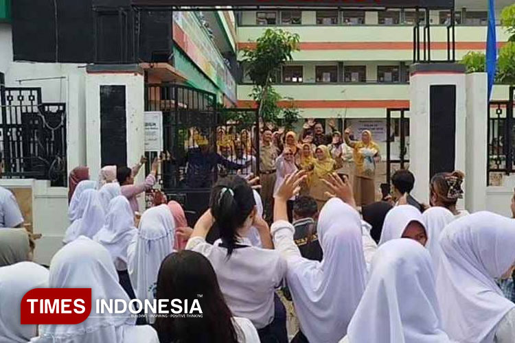 siswa-Spenma-Madiun-b.jpg