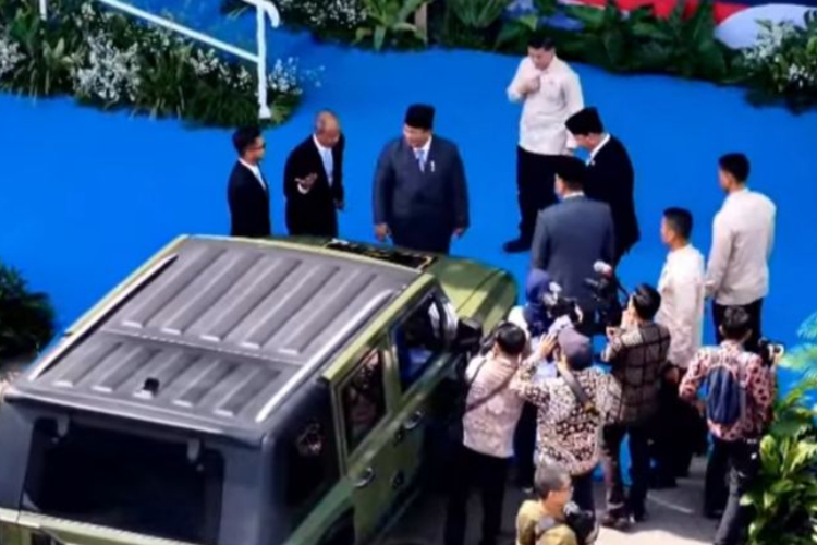 Pindad Luncurkan MV3 Pandu: Kendaraan Taktis Listrik Pertama Buatan Anak Bangsa