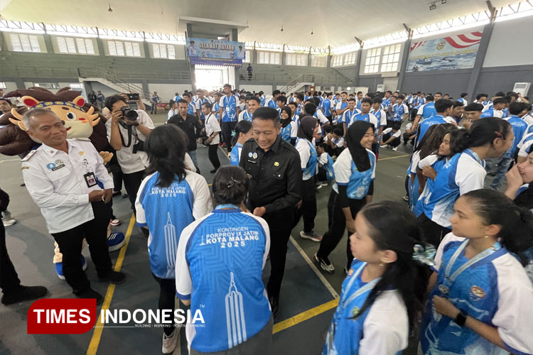 membuka-retreat-atlet-jelang-Porprov-Jatim-2025-v3.jpg