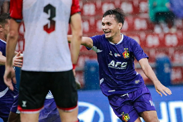Pernah Sampai Berdarah-darah, Hamra Hehanussa Tinggalkan Persik Kediri