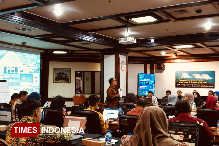 Permudah Pengelolaan Keuangan dan Kinerja Usaha, KPwBI Jember Gelar Training of Trainers ke UMKM