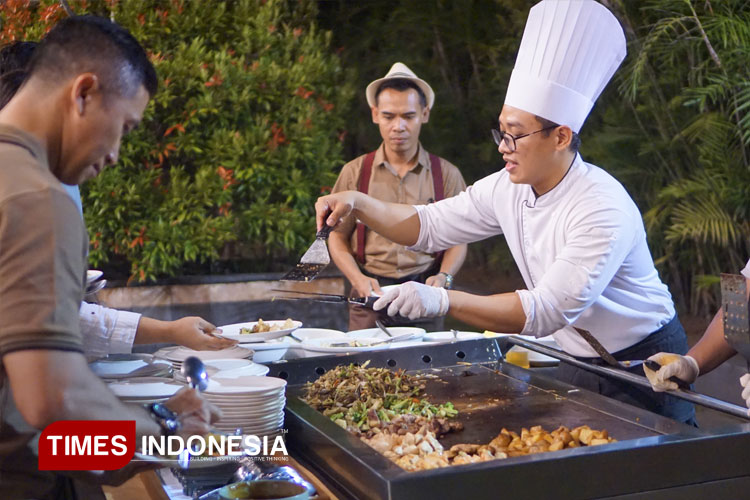 kuliner-dan-hiburan-budaya.jpg