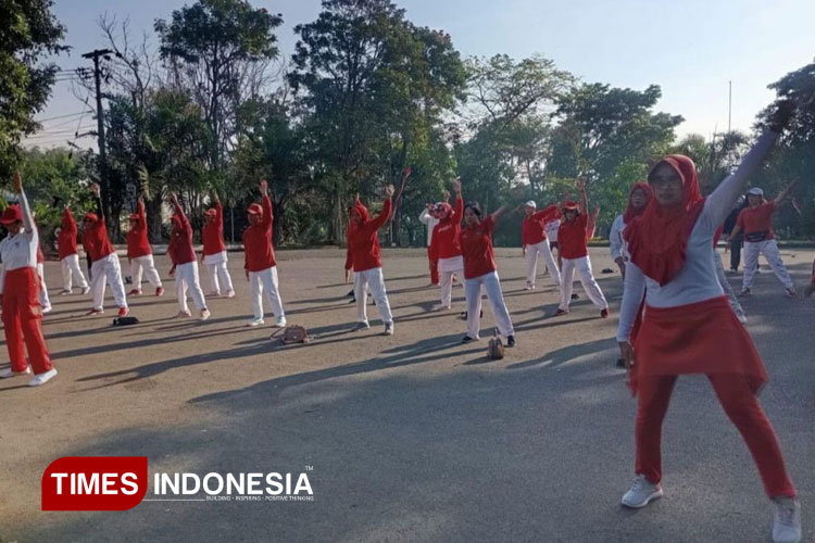 senam-di-Bundaran.jpg