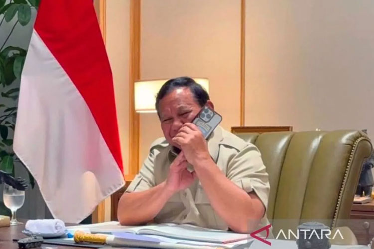 Presiden Prabowo Subianto Terima Telepon dari Donald Trump, Bahas Apa?