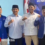 Hadiri Acara Partai Demokrat di Malang, Sinyal Abah Gunawan Pakai Badge 'Bintang Mercy'?
