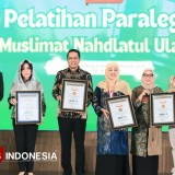 Tiba di Tanah Air Usai Ibadah Haji, Gubernur Khofifah Hadiri Kick Off Pelatihan Paralegal Muslimat NU
