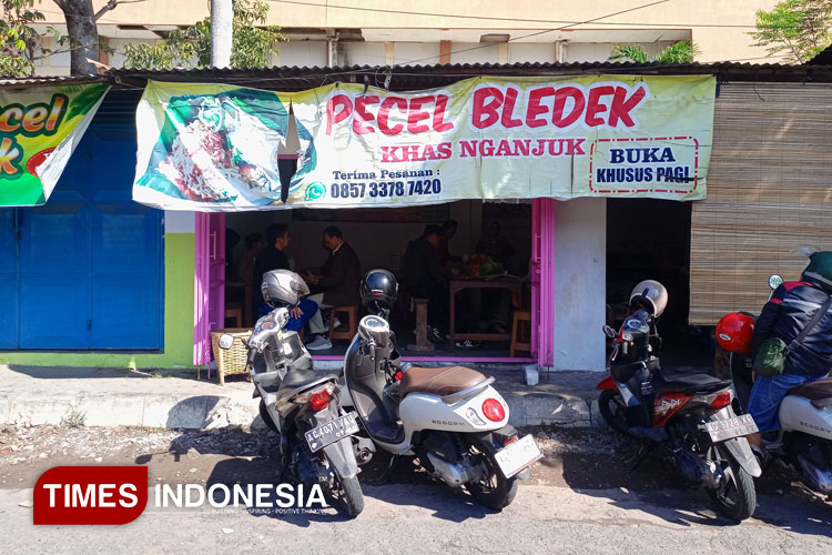 PEcel-Bledek-2.jpg