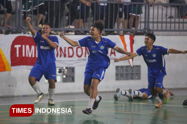 SMK-Nasional-Malang-Juarai-Turnamen-Futsal-1-Dekade-TIMES-Indonesia-g.jpg
