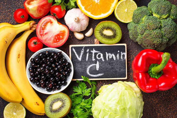 Pasokan vitamin C seimbang menjaga tubuh tetap sehat.