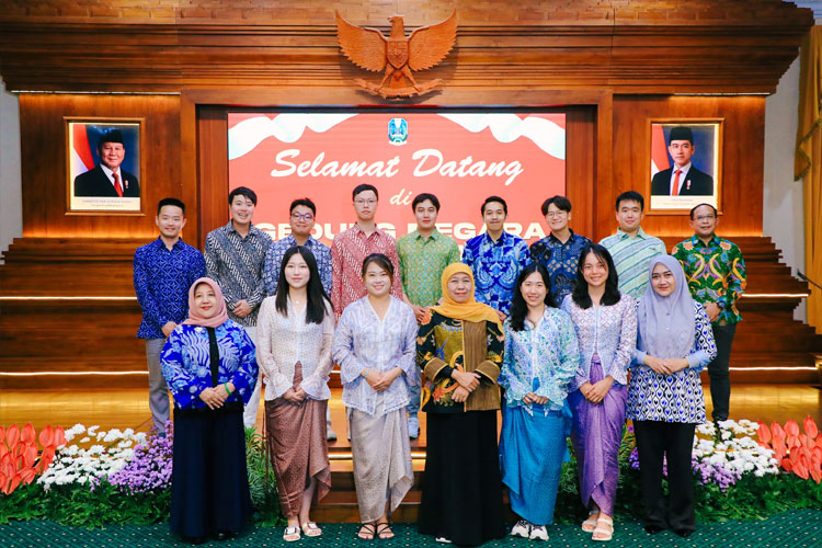 Gubernur Khofifah Promosi Wisata Unggulan Jatim ke Delegasi Mahasiswa Peking University