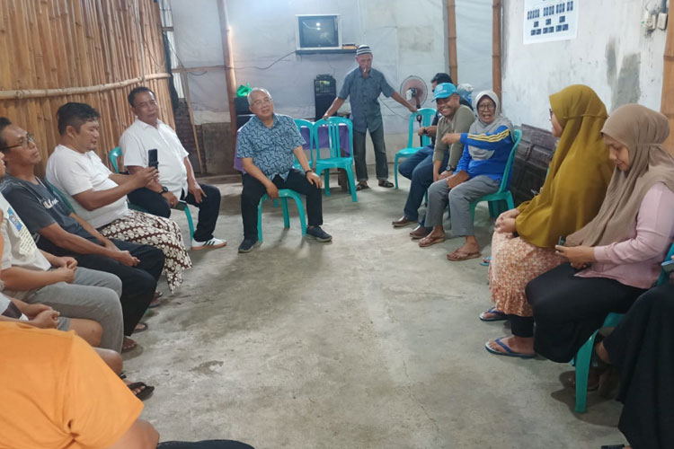 Warga-2.jpg