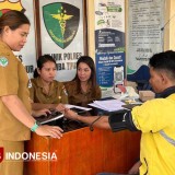 Pengemudi Ojol Dapat Layanan Kesehatan Gratis dari Polres Sumba Timur