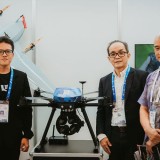 Drone Tempur Frogs Indonesia Tampil di Pameran Pertahanan Terbesar Asia Tenggara