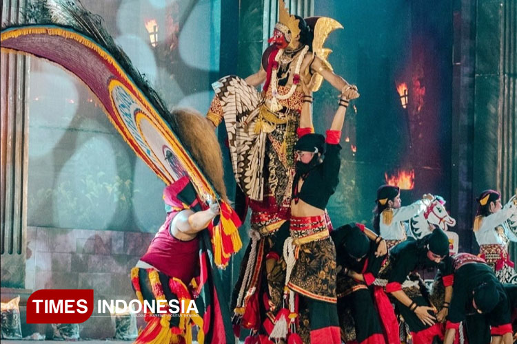 Festival-Nasional-Reog-Ponorogo-sebagai-ikonnya.jpg