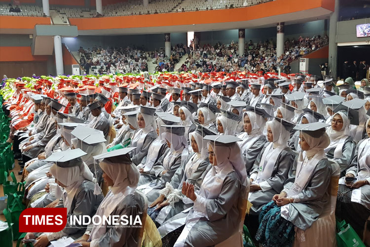 Pelepasan-lulusan-Sekolah-Sabilillah-Malang-3.jpg
