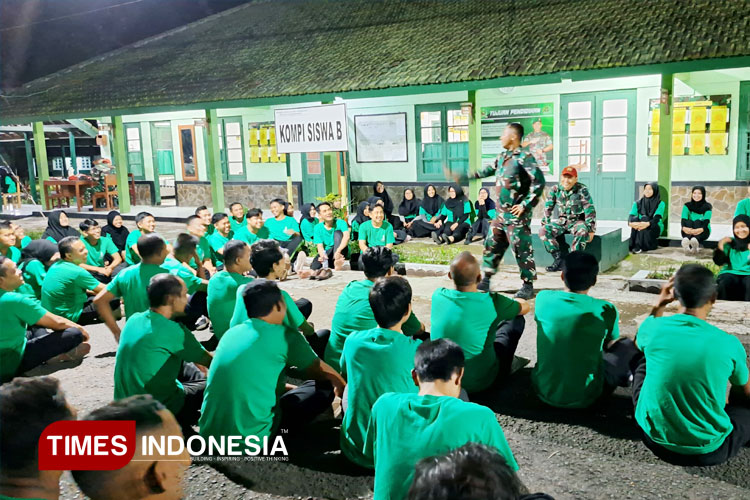 Ratusan ASN UIN KHAS Jember saat mengikuti reorientasi untuk menanamkan disiplin dan karakter unggul (FOTO: Humas UIN for TIMES Indonesia)
