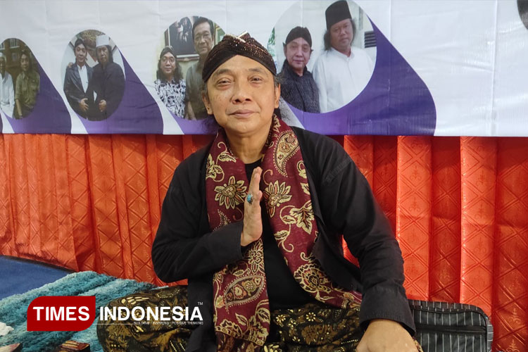 Pemimpin Bangsa Manembah H Setiawan Budhiarto atau biasa disapa Abah Iwan . (FOTO: Muchlas Hamidi/ TIMES Indonesia)