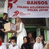 Polres Mojokerto Kota Bagikan Sembako untuk Panti Asuhan