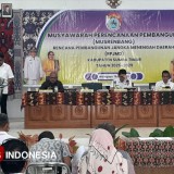 Bupati dan Wabup Hadiri Dua Agenda Penting Pembangunan Berkelanjutan di Sumba Timur
