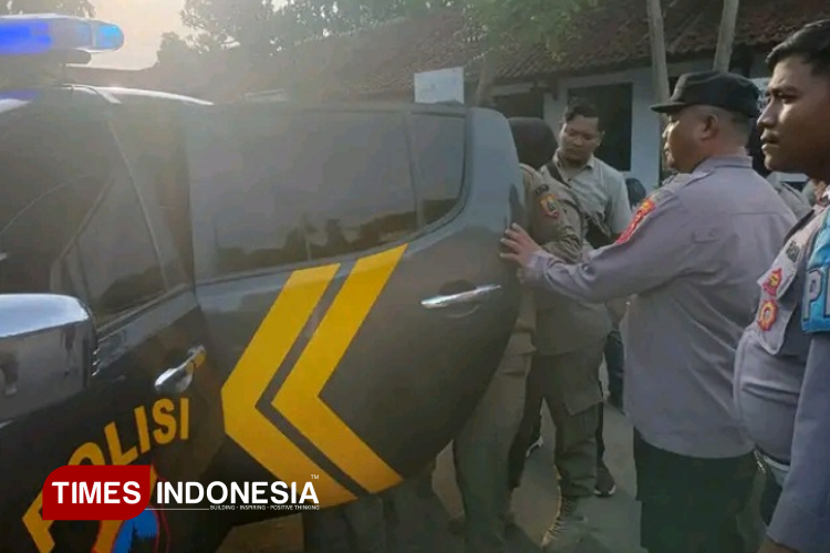 Seorang-Copet-Perempuan-Tertangkap-c.jpg