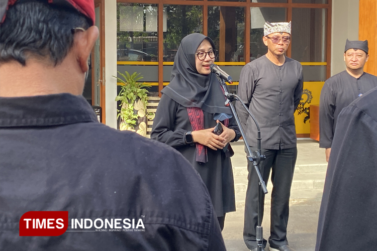 Bupati-Banyuwangi.jpg