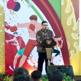Lepas Kontingen ke Porprov IX Jatim, Mas Dhito Imbau Main Sportif dan Fair