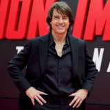 Wow, Tom Cruise Terima Oscar Kehormatan