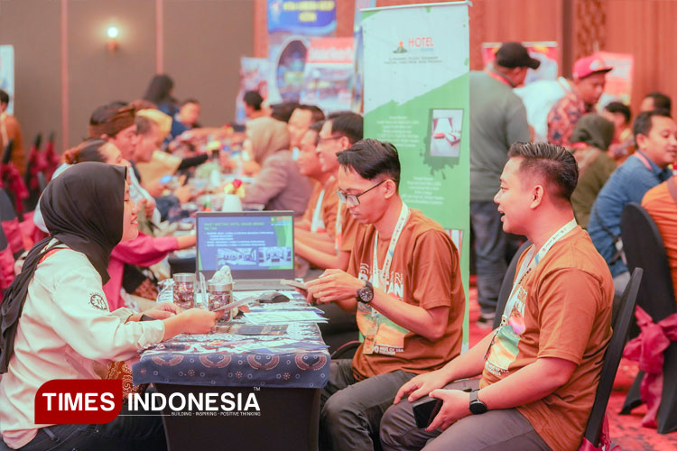 ribuan-peserta-PTE-tengah-mempromosikan.jpg