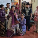 Ulos dari Balige, Menyatukan Duka dan Harapan di Paseban Kuningan