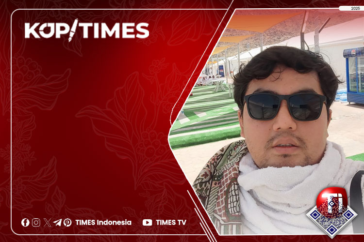 Faiz Abdalla, Tenaga Ahli Bupati Gresik, Ketua Karang Taruna Kab Gresik dan Jemaah Haji 2025 KBIH Semen Indonesia Gresik.