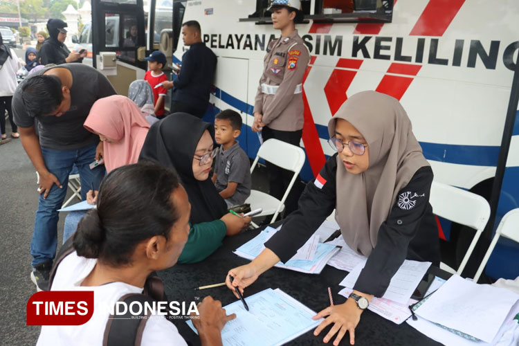 Rayakan Hari Bhayangkara ke-79, Polres Pacitan Hadirkan Layanan Publik Gratis di CFD
