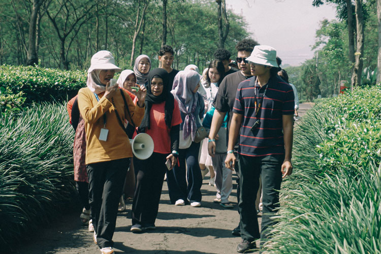 One Day Trip di Agro Wonosari Malang, Dari Jeep Adventure hingga Lentera Harapan