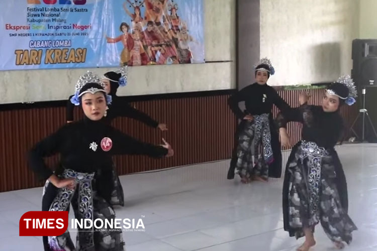 Ajang-Festival-Lomba-Seni-dan-Sastra-Siswa-Nasional-2.jpg