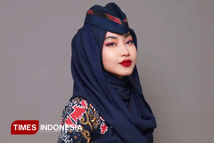 Pramugari Kereta Api, Ayu Fazilla. (FOTO: Ayu for TIMES Indonesia)