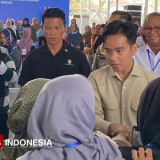 Gibran Kewalahan Diserbu Emak-emak di Banyuwangi, Minta Foto Sampai Jerit-jerit!