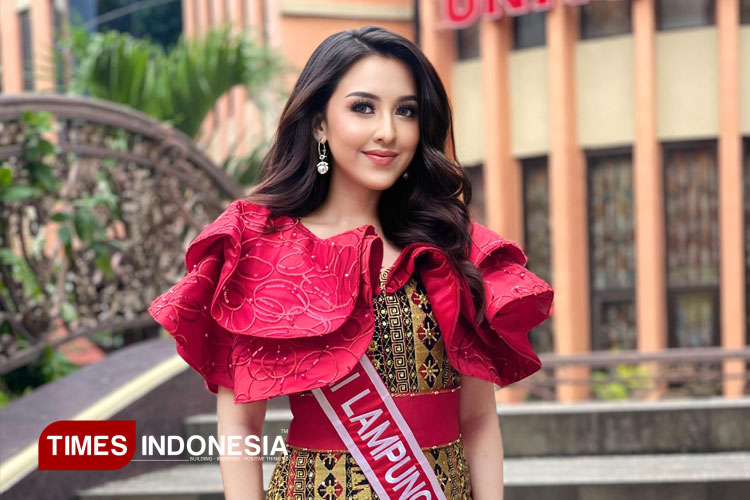 Marsha Aulia Putri, Menyeimbangkan Dunia Akademik dan Modeling