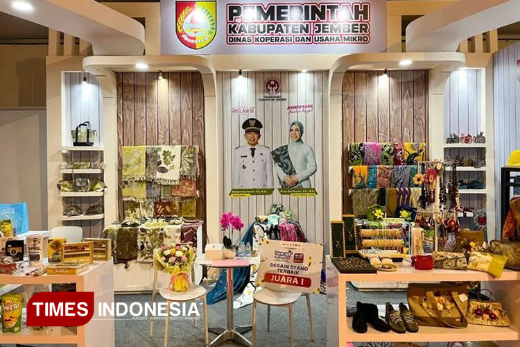 Pameran Bojonegoro Wastra Batik Festival, Jember Raih Juara 1 Stand Terbaik