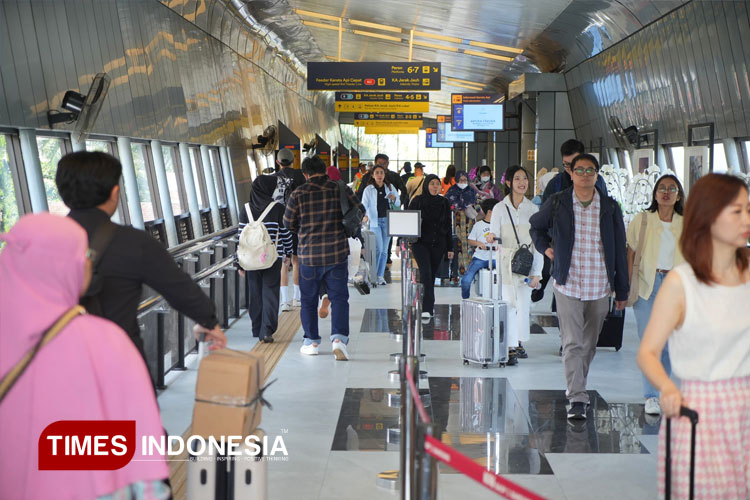 stasiun-Bandung-2.jpg