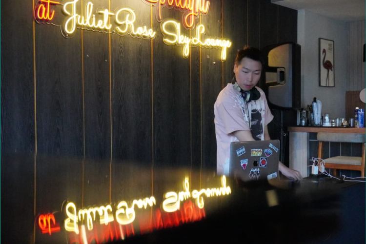 Perayaan Hari Musik se-Dunia di Aston Inn Jemursari, Kolaborasi Apik Antara Seni dan Musik